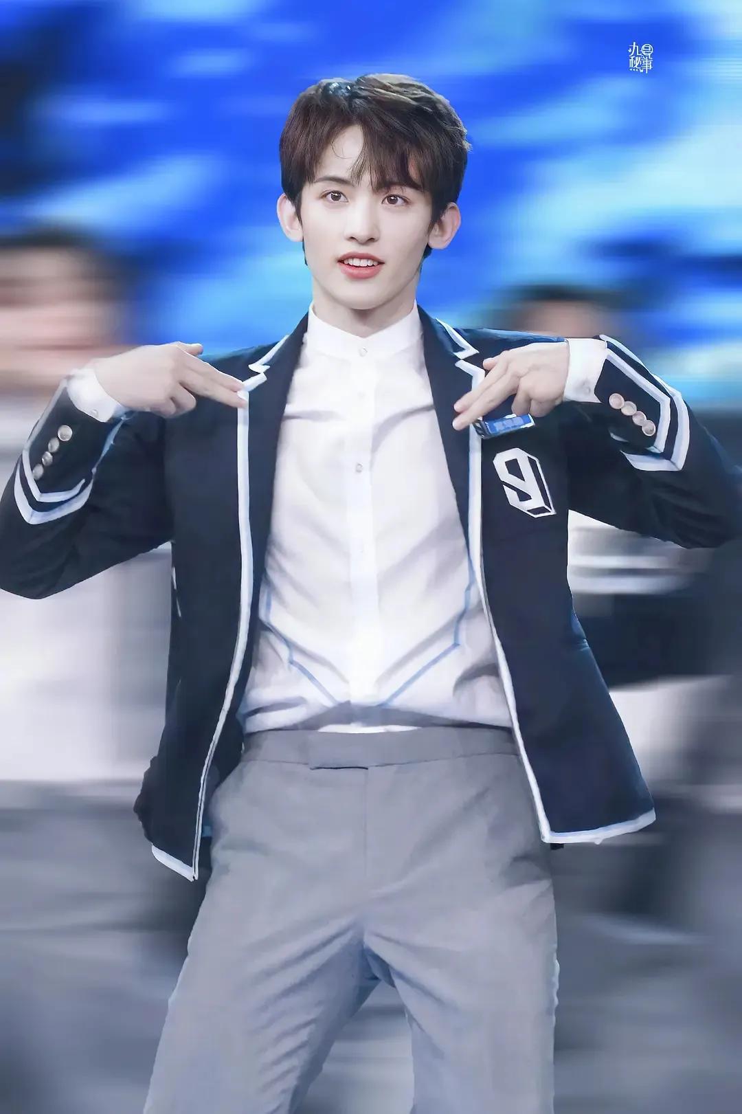 青3最新选手名单,肖战王一博丁禹兮三人头像