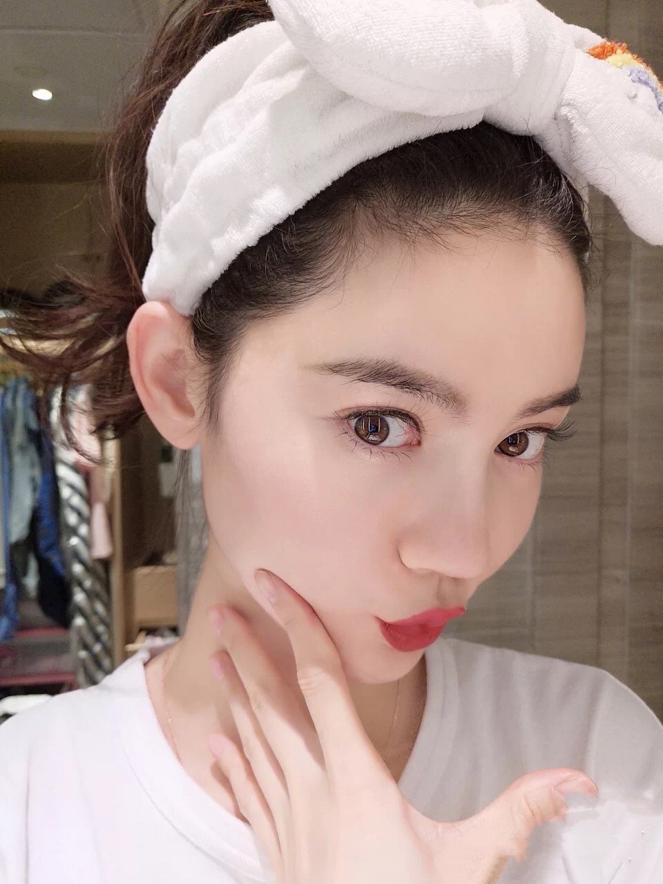 怎么样才能把睫毛膏和彩妆卸干净,睫毛膏怎么卸掉最快最干净