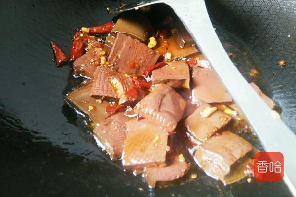 鸭血怎么烧得更嫩,鸭血怎么煮出来很柴