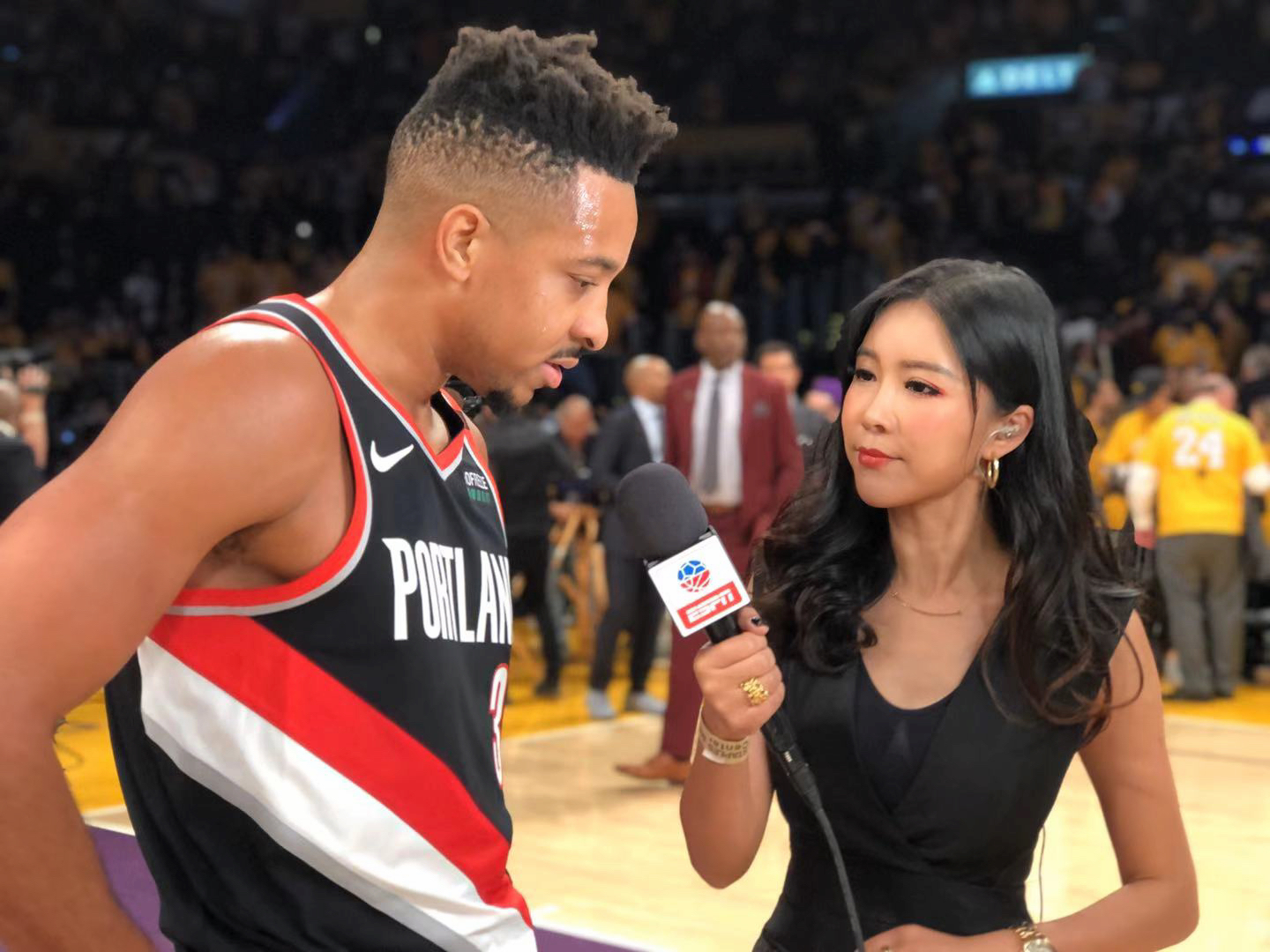 周玲安惊艳写真,周玲安旗袍