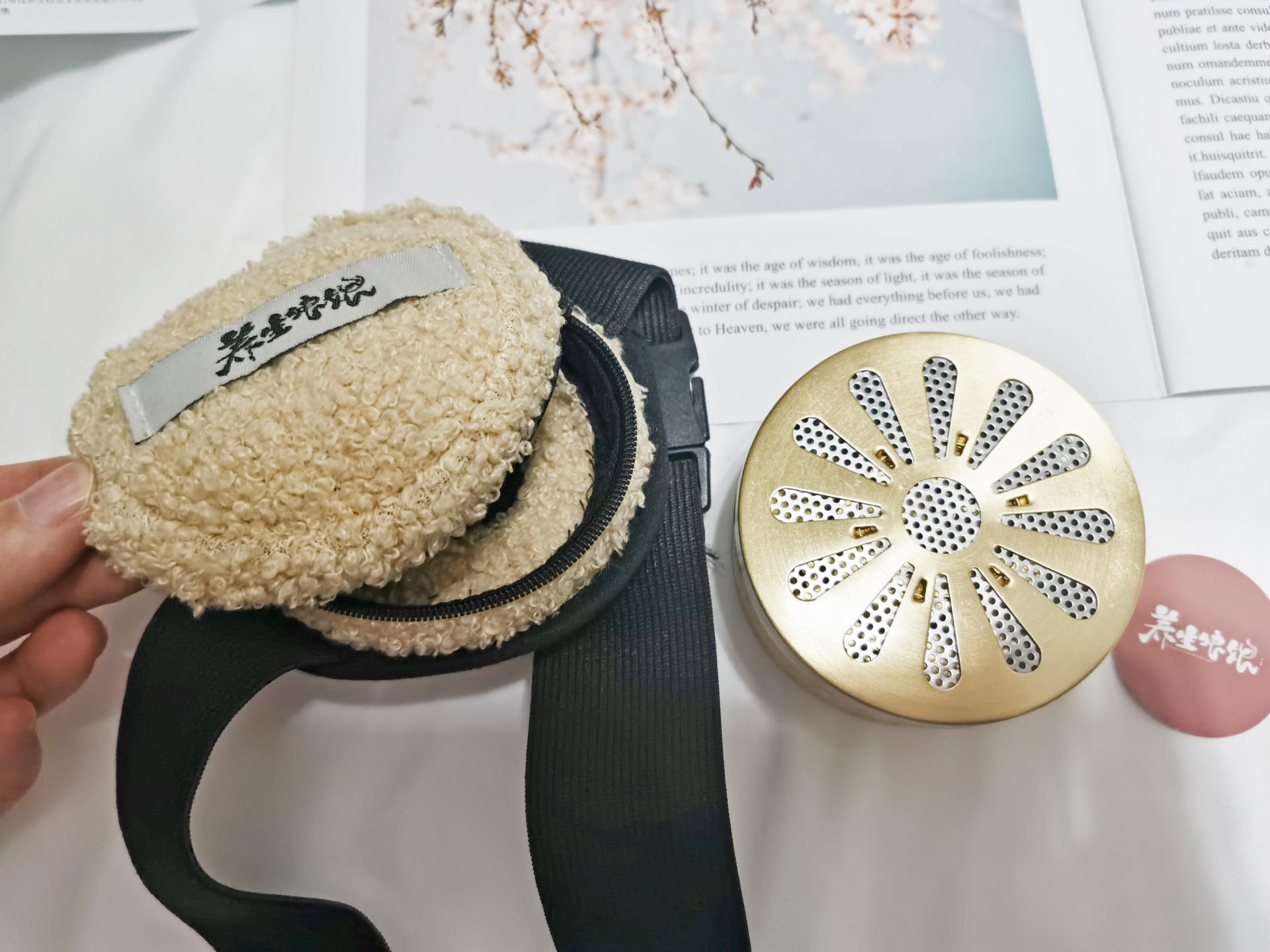 在家自己艾灸哪种艾灸盒好用,自己在家用艾灸盒艾灸的正确方法