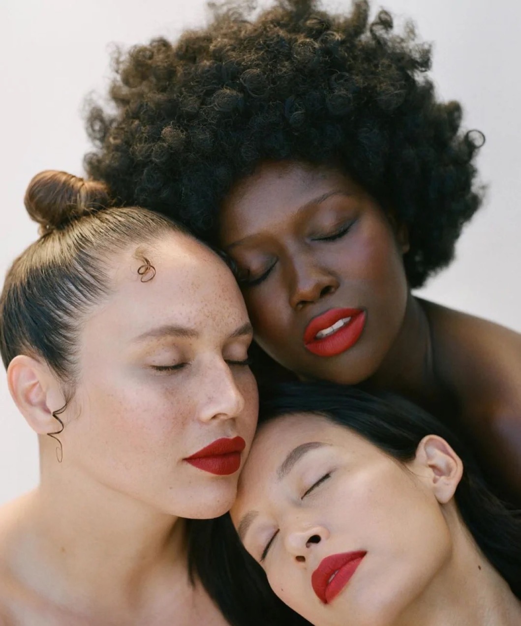 女人必须拥有的几个口红色号,女人会打扮和不会打扮的区别