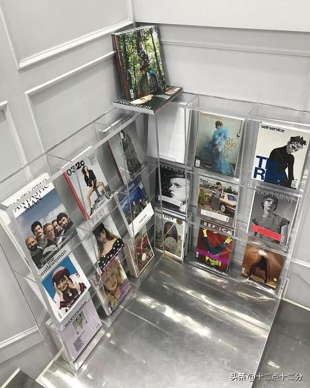 权志龙姐姐的品牌2021年服装走秀,杨颖穿权志龙联名衣服