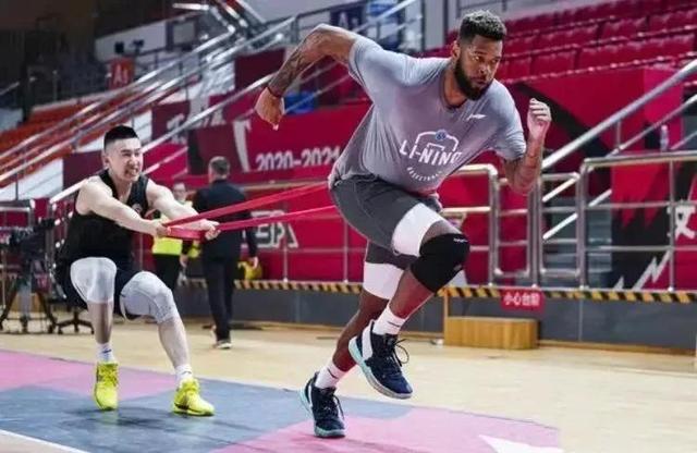 cba邹雨宸被打,cba北控邹雨宸