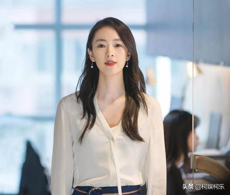 童谣前半生的演艺之路忐忑,后半生终靠自己的努力获得了认可