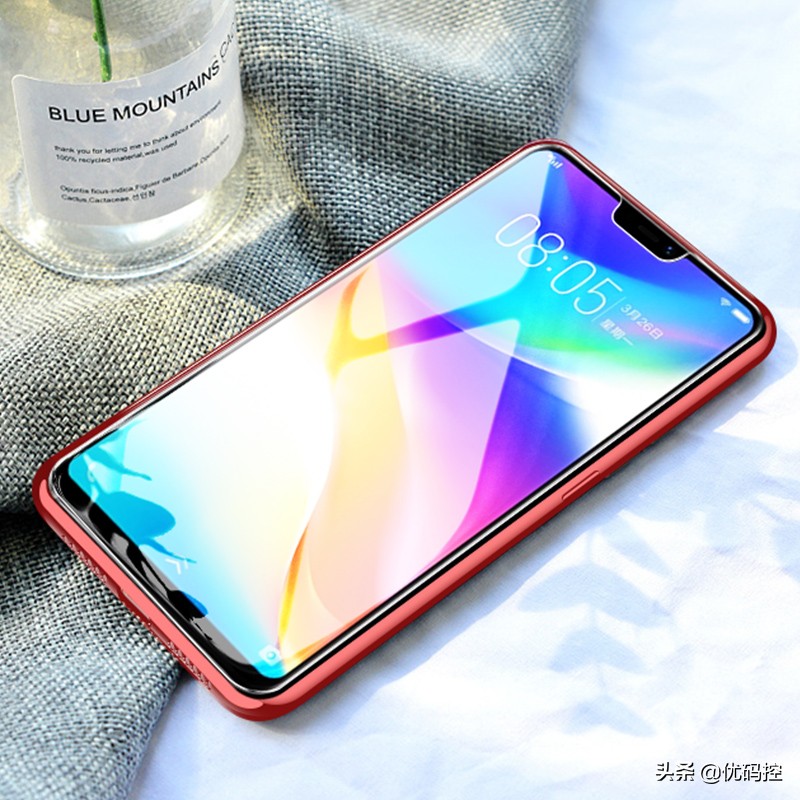 vivo手机带有钢化膜,vivo手机怎么揭开钢化膜