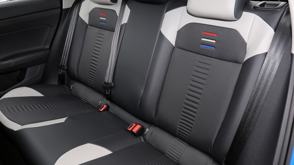 大众polo本田飞度丰田威驰fs怎么选,大众poloplus2023款和本田飞度比较