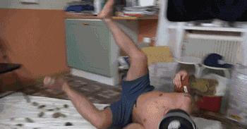 看着都痛的搞笑名场面,看着都痛的搞笑图片