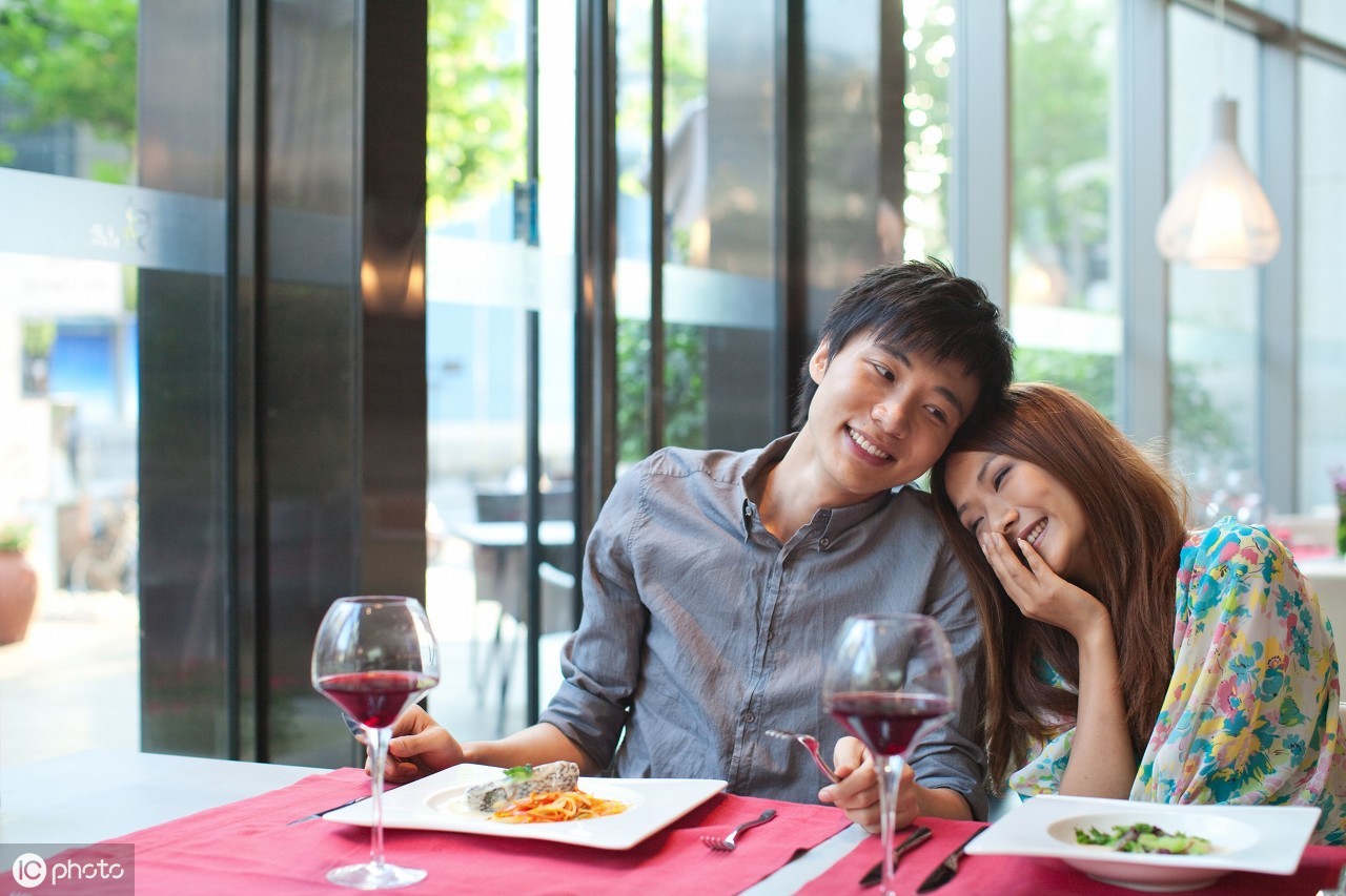 怎么跟女孩子表白?委婉的表达,妹子才能更容易接受