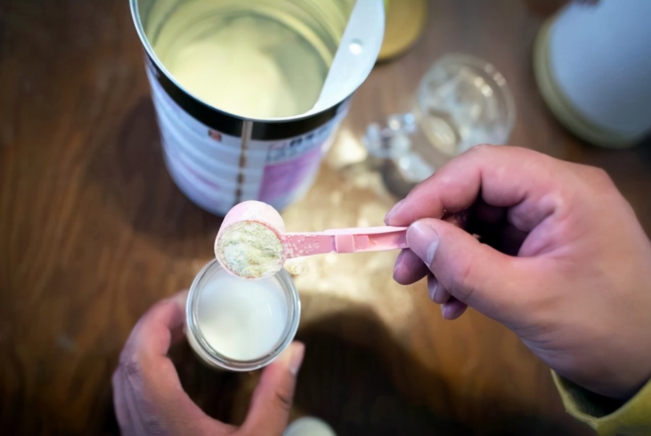 中国的奶粉现状,中国奶粉是怎么涨到那么高的