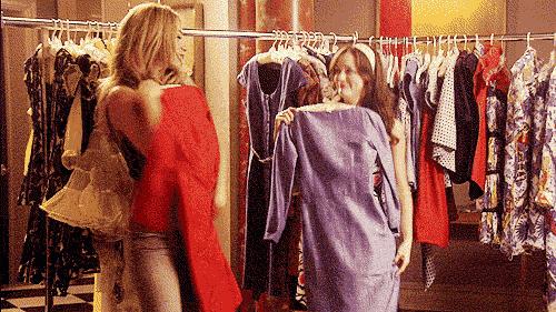 女人爱买衣服是不是一种病,爱买衣服爱打扮的女人