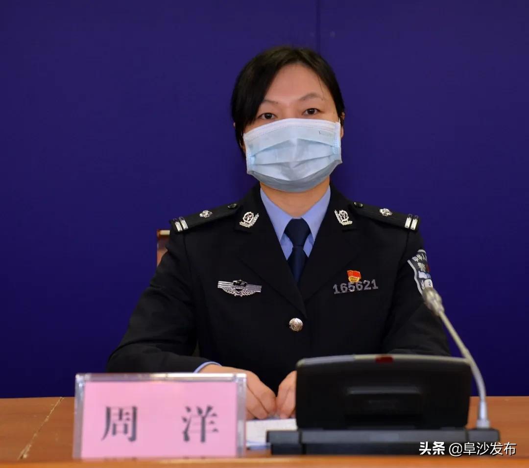 你们义无反顾的背影图片,你们逆行的样子