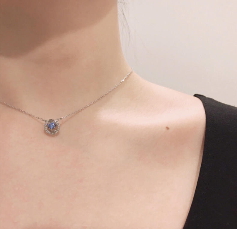 冬天的锁骨链也可以很美,美到惊艳的锁骨链