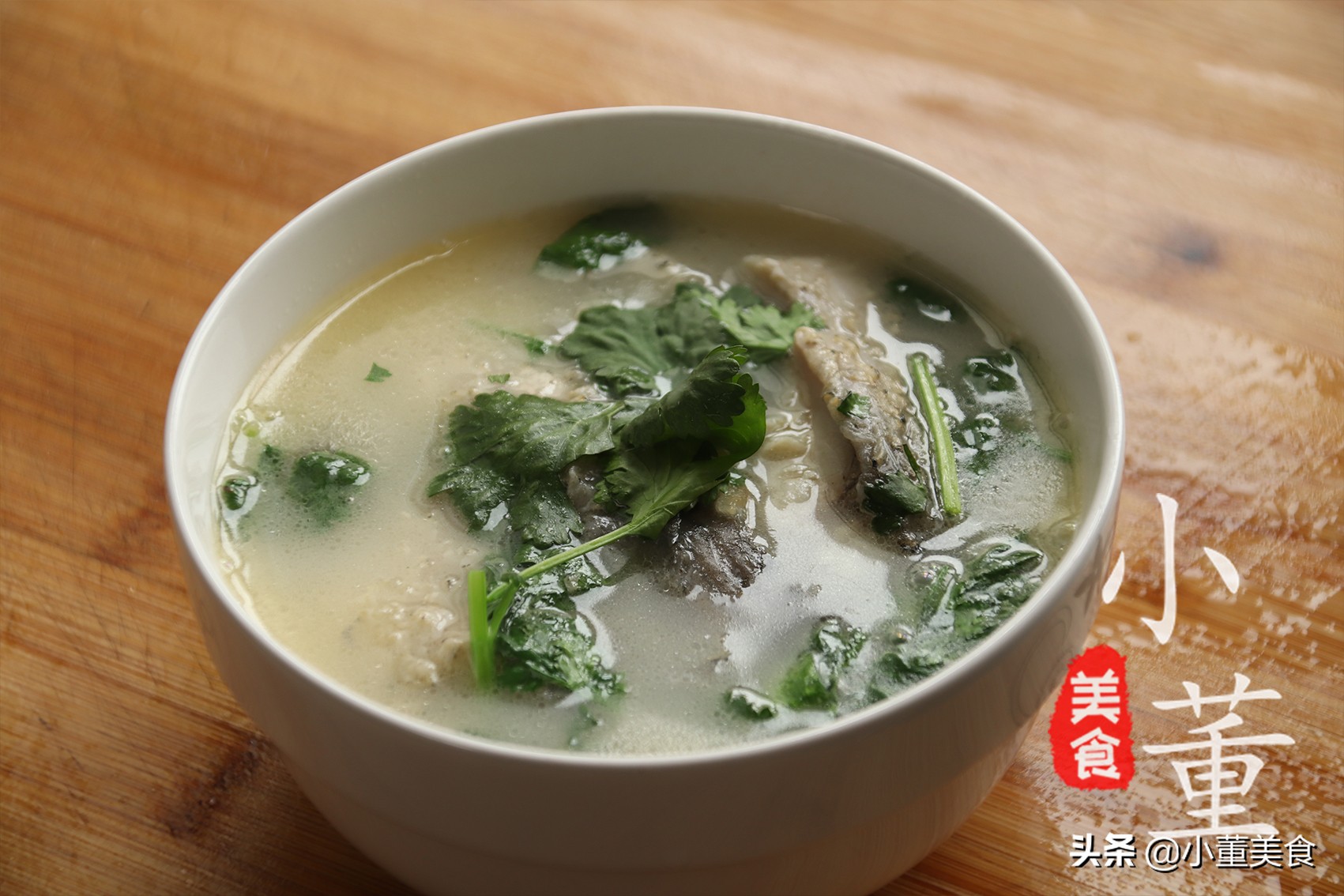 清炖鱼汤怎么熬才好喝,煮鱼汤怎么煮出来更营养更好喝