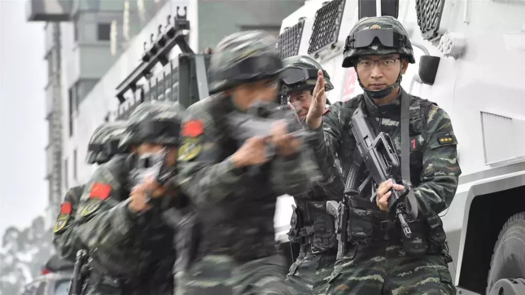 特战“神算子”公开“隐藏技能包”！大写的服……