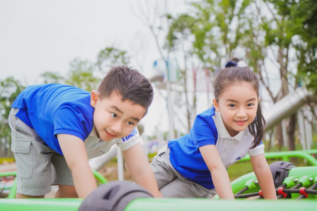 青春有你，真好！成都最美夏季校服大赏