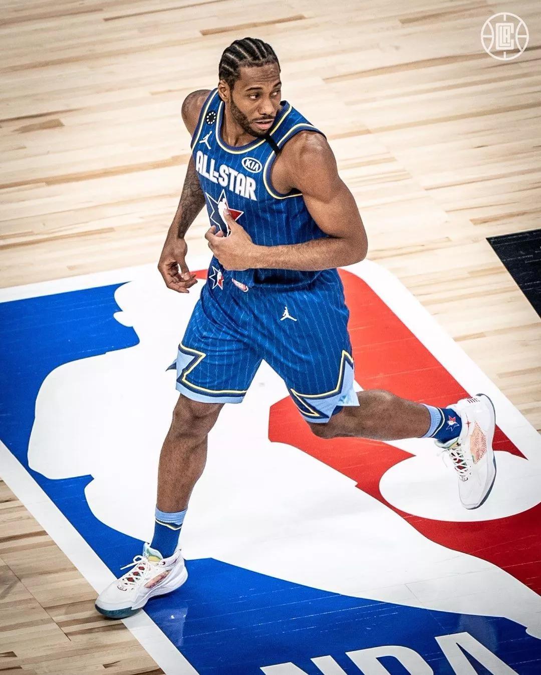 詹姆斯全明星现场绝杀球迷视角,詹姆斯全场31投19中