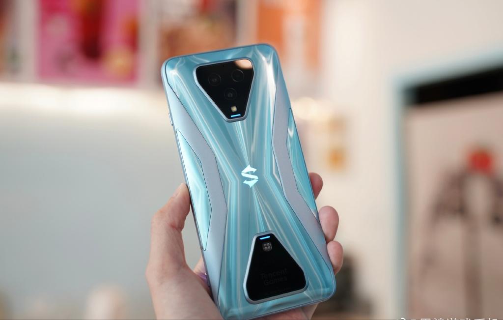 骁龙870的iqoo手机推荐,小米与iqoo配置方面哪个好