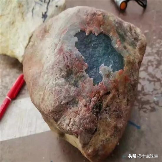 缅甸赌石翡翠原石场口,常见翡翠赌石与场口组图