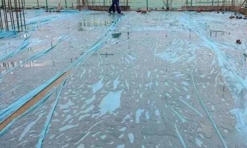 衬砌混凝土终凝多久后洒水养护,终凝前养护和终凝后养护