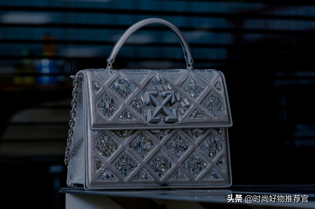 视野巴黎,视野拍卖界对话佳士得pk苏富比