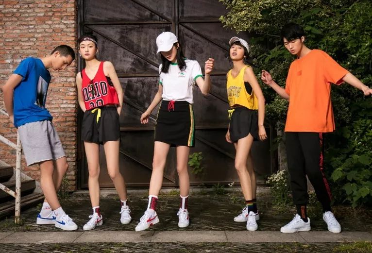 回力鞋哪一款最经典,真正的回力鞋多少一双