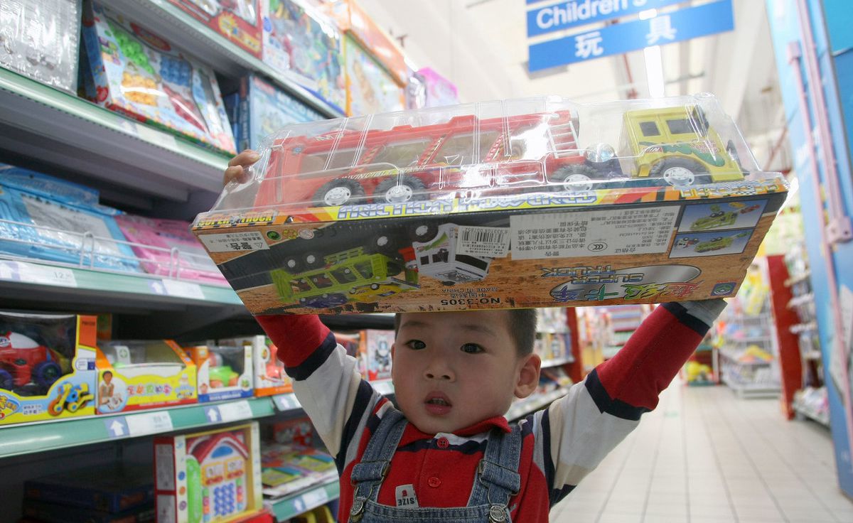 如何教育撒泼闹脾气的孩子,孩子撒泼胡闹怎么教育