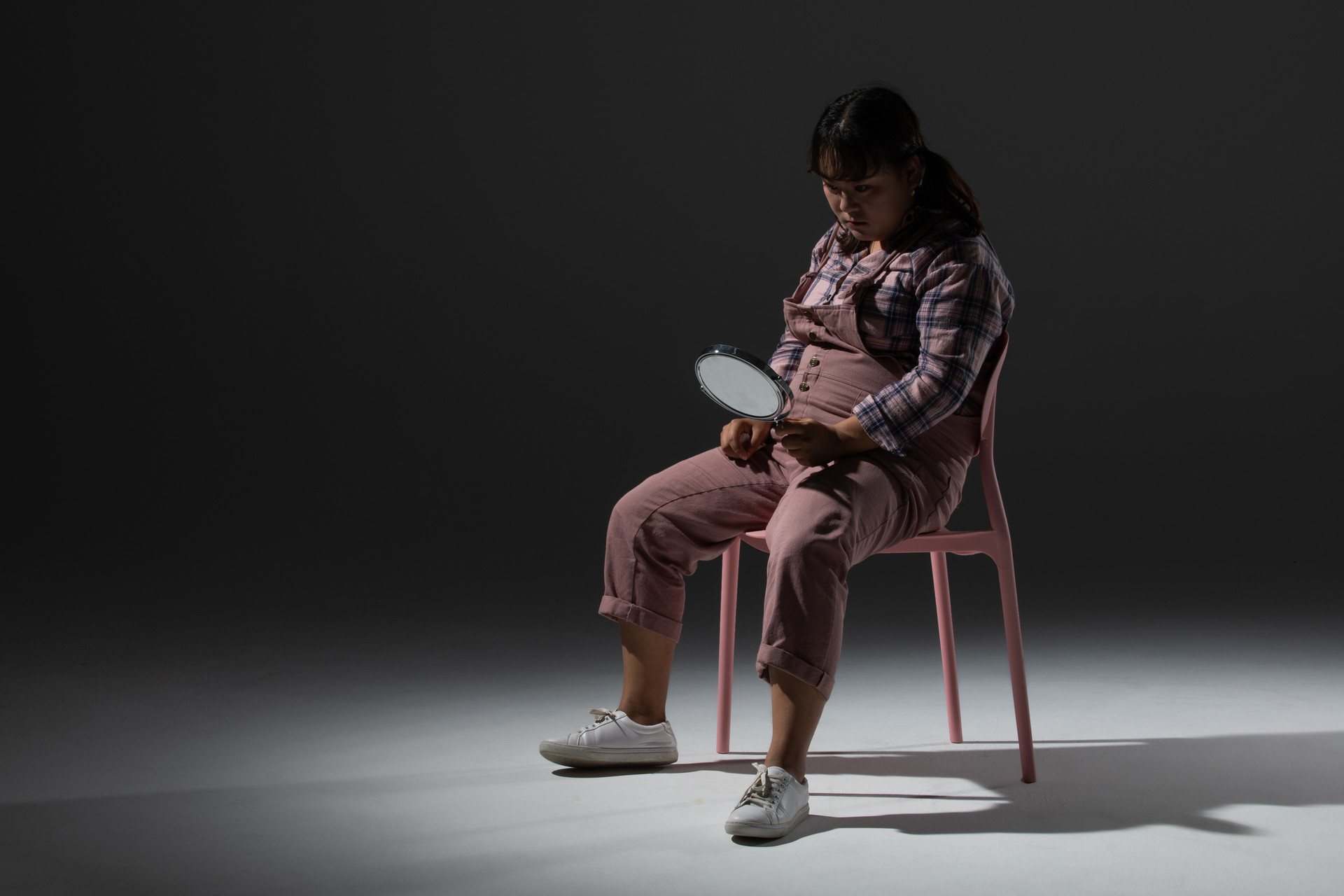 当别人轻视你最好的方法是离开,当别人瞧不起你的时候不要生气