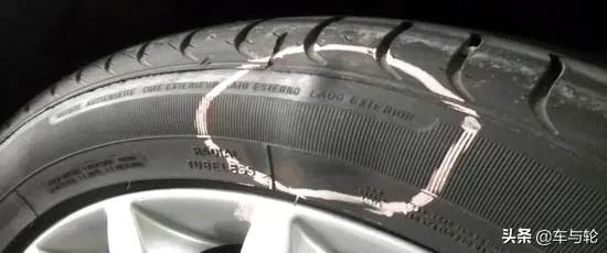 轮胎鼓包一般修复多少钱,汽车轮胎小鼓包还能开吗