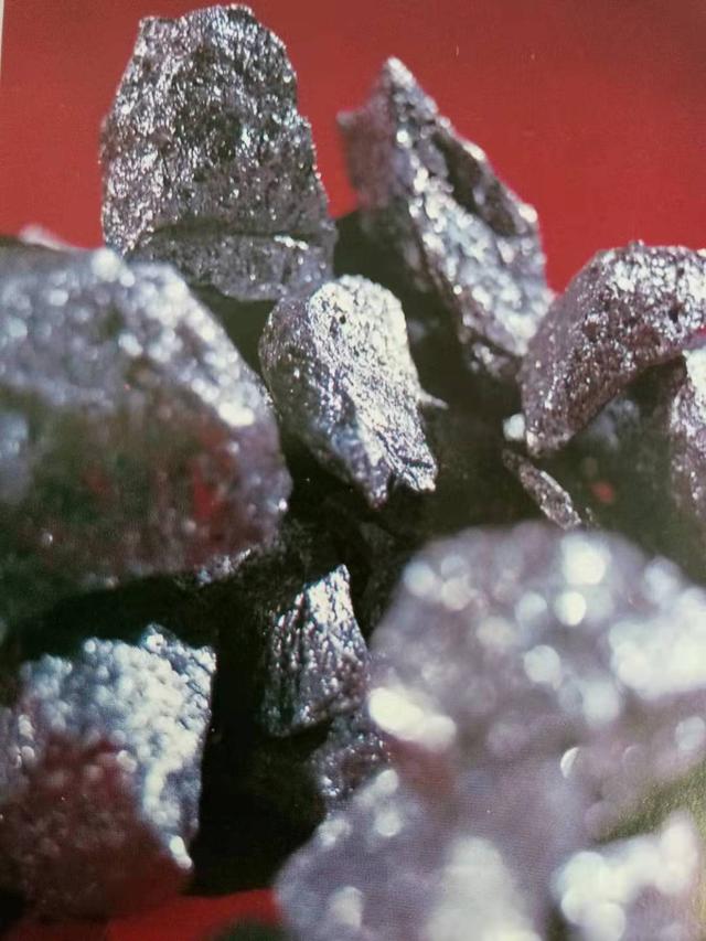 共和国第一铝、镁、硅、钛诞生追叙职场人拼搏奉献追梦人