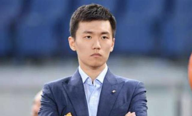 他是苏宁太子爷，与王思聪抢风头，25岁执掌国米，28岁收购家乐福