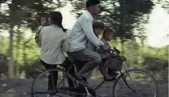 时光一逝永不回往事只能回味,时光一逝永不回往事只能回味歌名