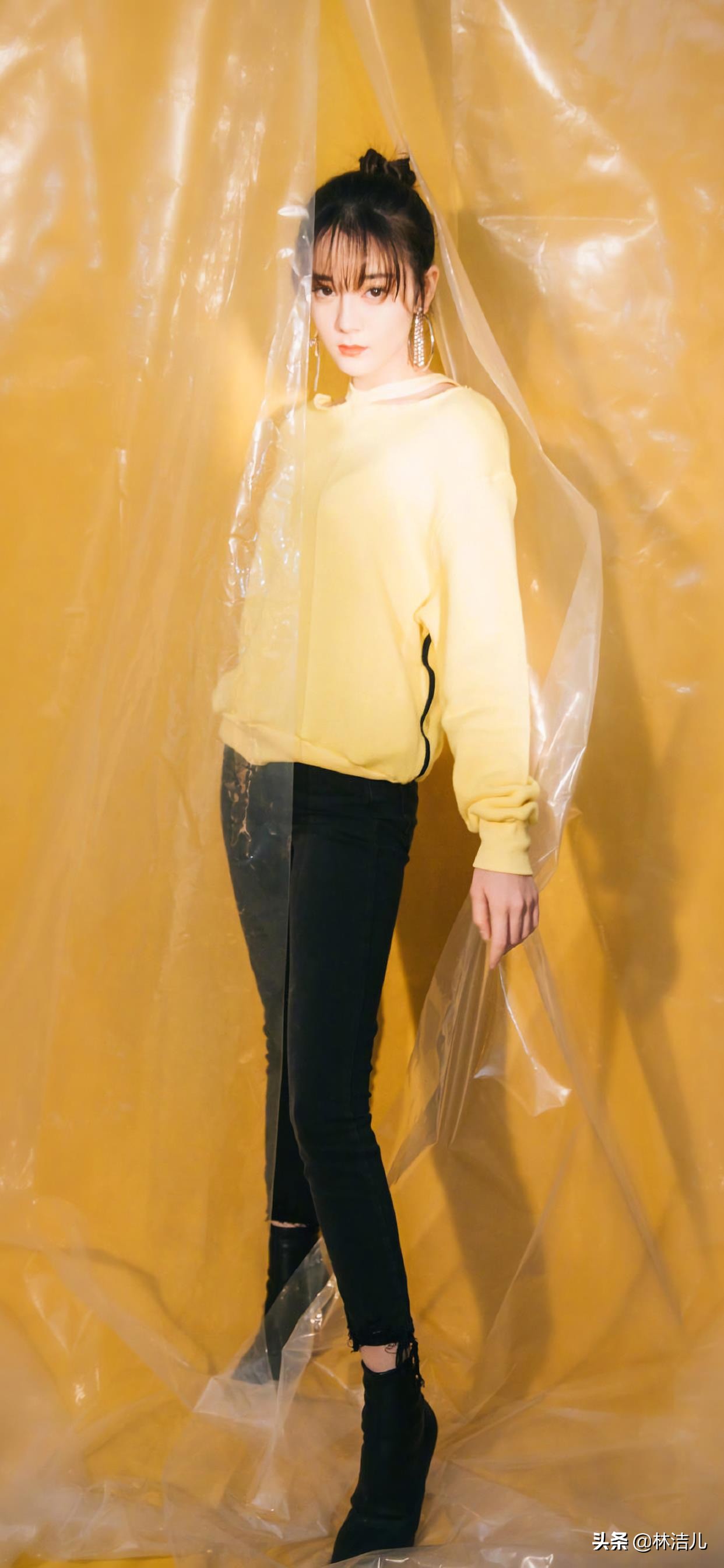 微博之夜粉色礼服2019,微博之夜深蓝礼服