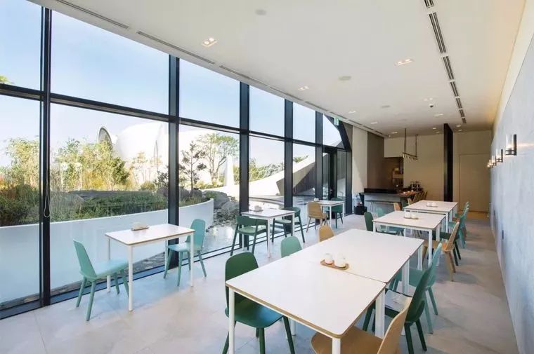 全球顶级野奢酒店,一生必住民宿100元