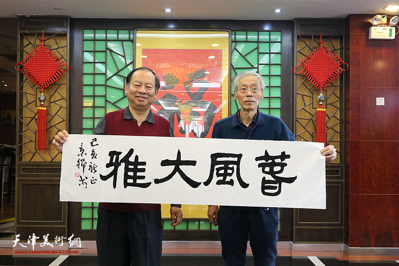 巨龙画院新春团拜活动在江泽福轩大饭店举行