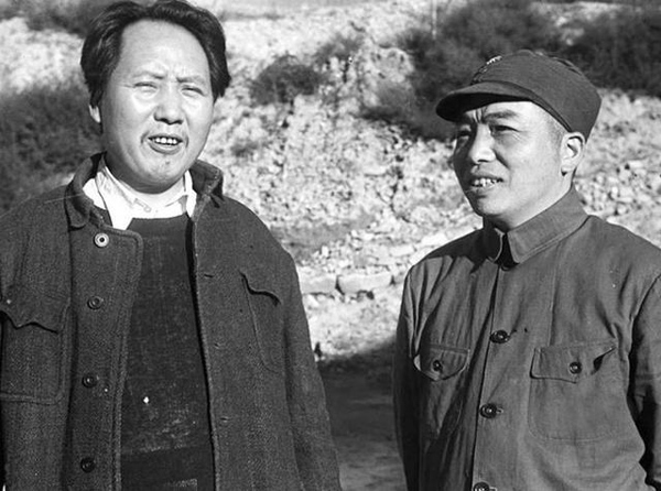 毛主席如何看待关羽？早年很崇拜，后来渐渐持否定态度