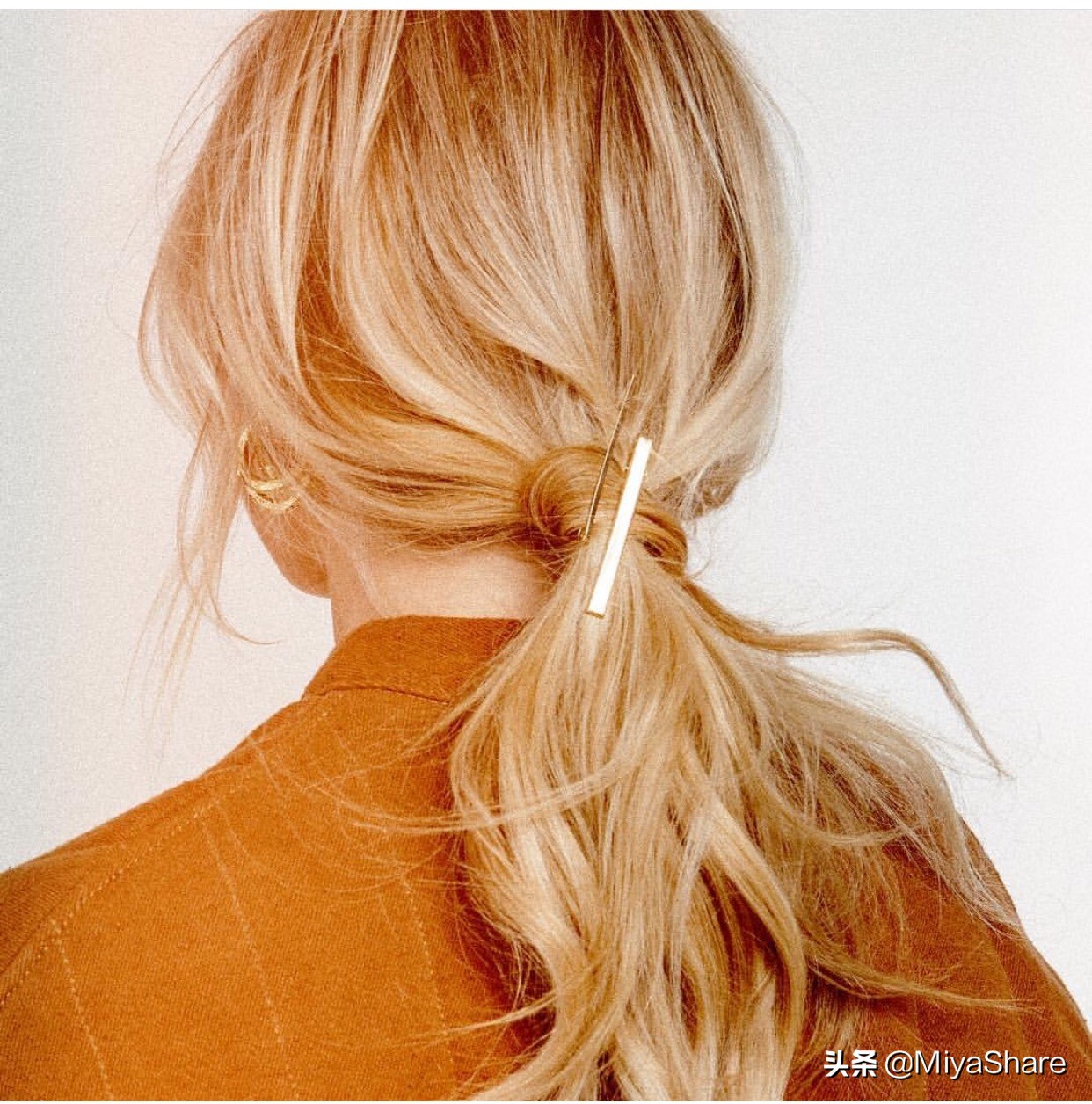 头屑太多了怎么办怎么洗也洗不掉,雪花一样的头屑怎么去除