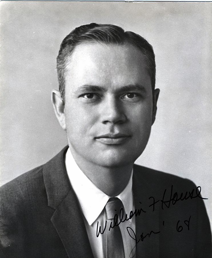 在月球上打篮球,在月球上打高尔夫