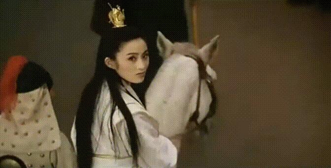 仅有一个赵敏回眸惊艳半生，那是远远不够的