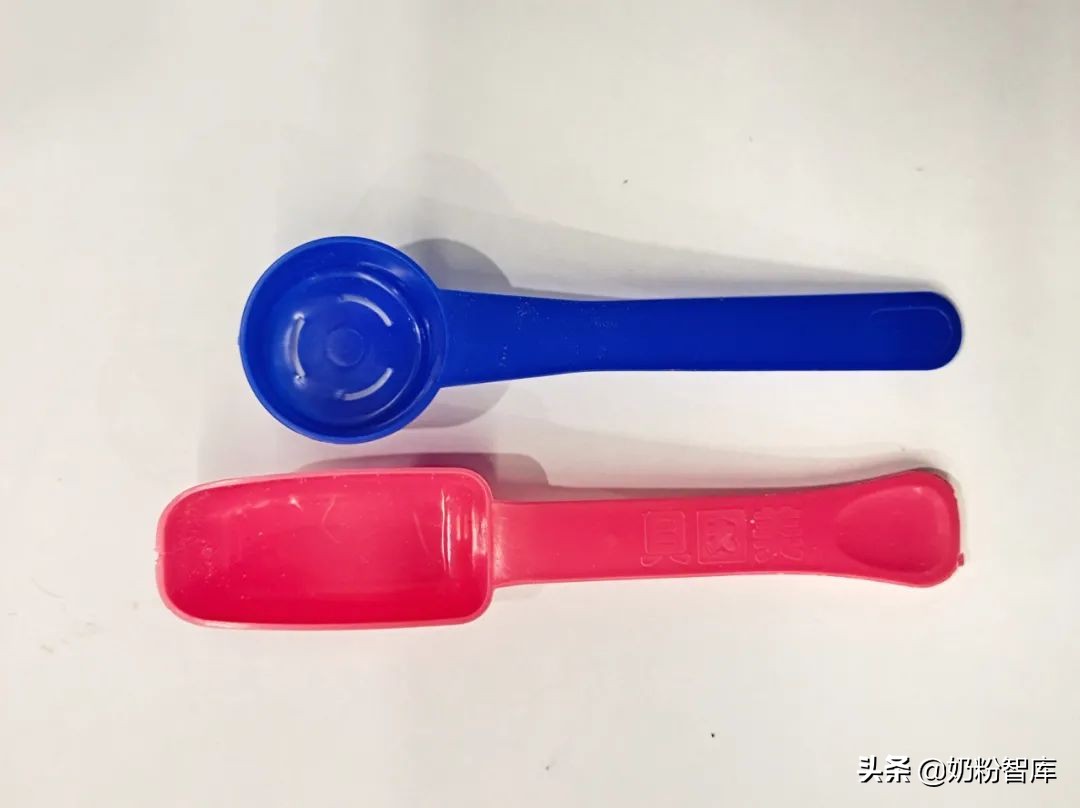 a2奶粉转奶的正确方法,宝宝奶粉一段转二段怎么转七勺