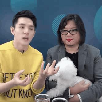 “薇娅李佳琦坐飞机，我走路”有时月入6位数，有时焦虑到要崩溃