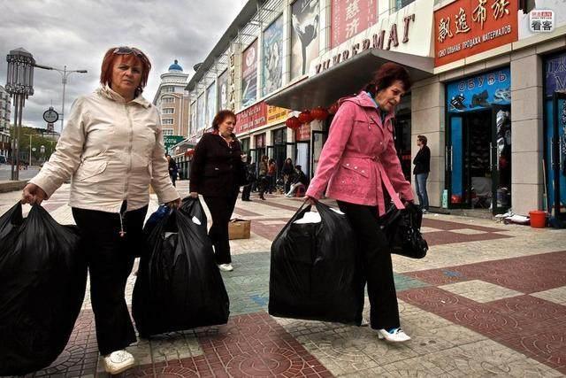 俄增持人民币,俄罗斯增持人民币消息