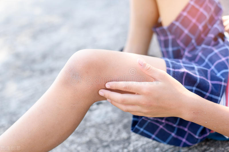 疤痕疙瘩发痒怎么治疗,陈旧疤痕突然变红发痒