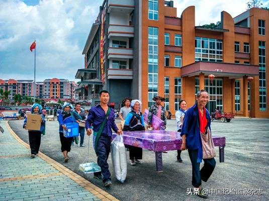 监督保障执行促进完善发展怎么做,对扶贫资金的监督方法