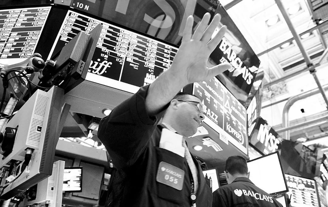 他是计算机方面的先驱英文怎么写,他是华尔街金融天才