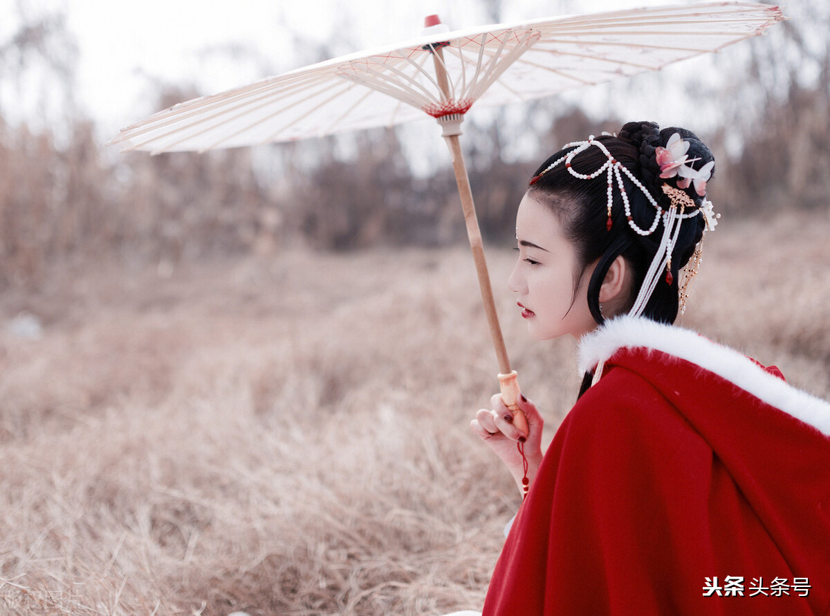 《县主•卿云1》皇上赐婚,所有人等着我选太子,我却选了安亲王