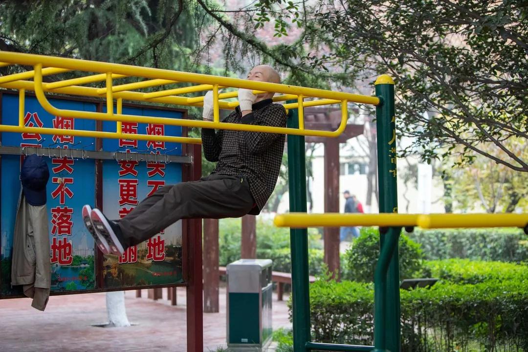 莲湖区晚上哪里可以散步,莲湖晨练