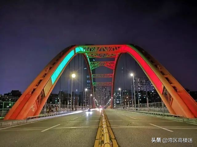 正在“长高”的深圳笋岗片,328米宝能中心,华润打造的润弘大厦