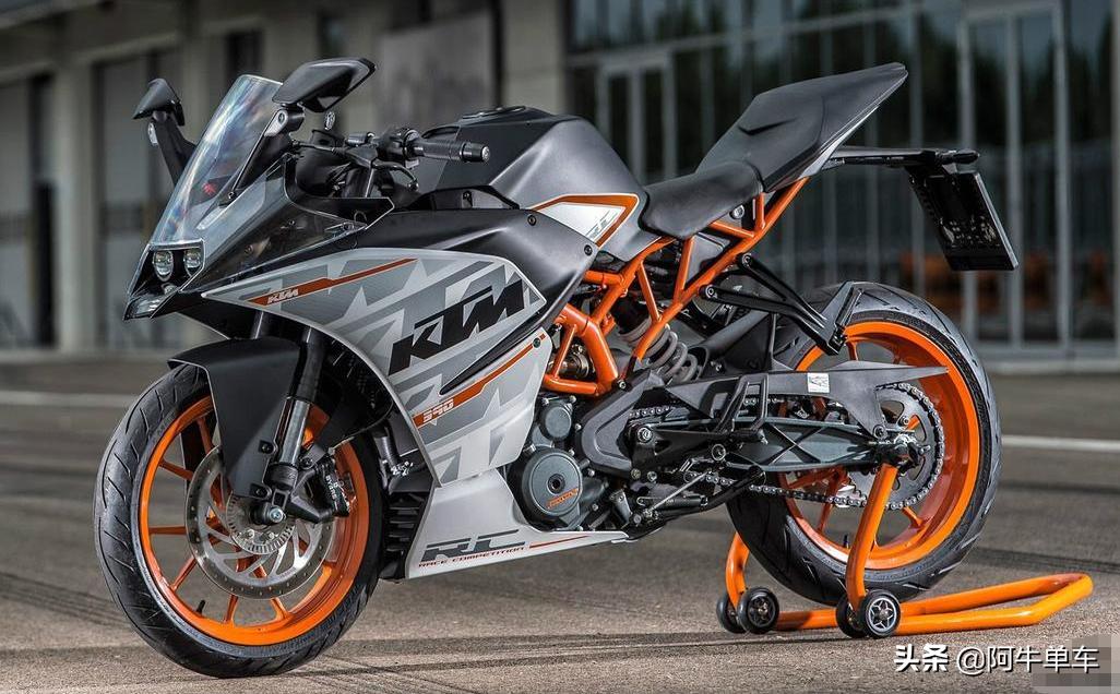 川崎摩托车ninja400美国售价,川崎ninja4002022款与2023款对比