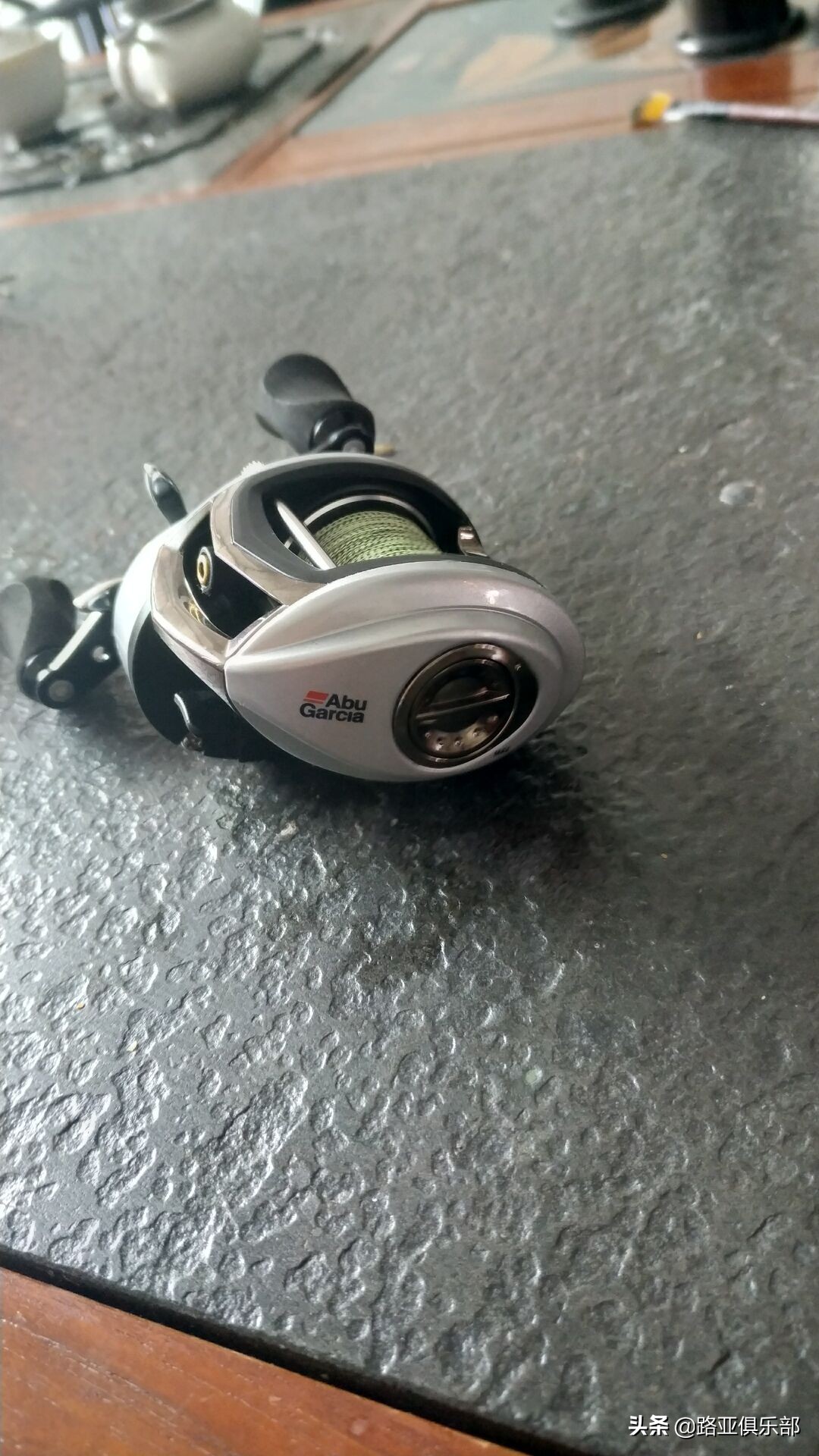 水滴轮炒粉后哪种线容易解,水滴轮炸线的正确调整方法